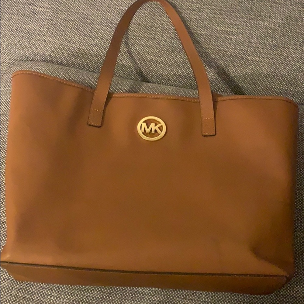 MK tote
